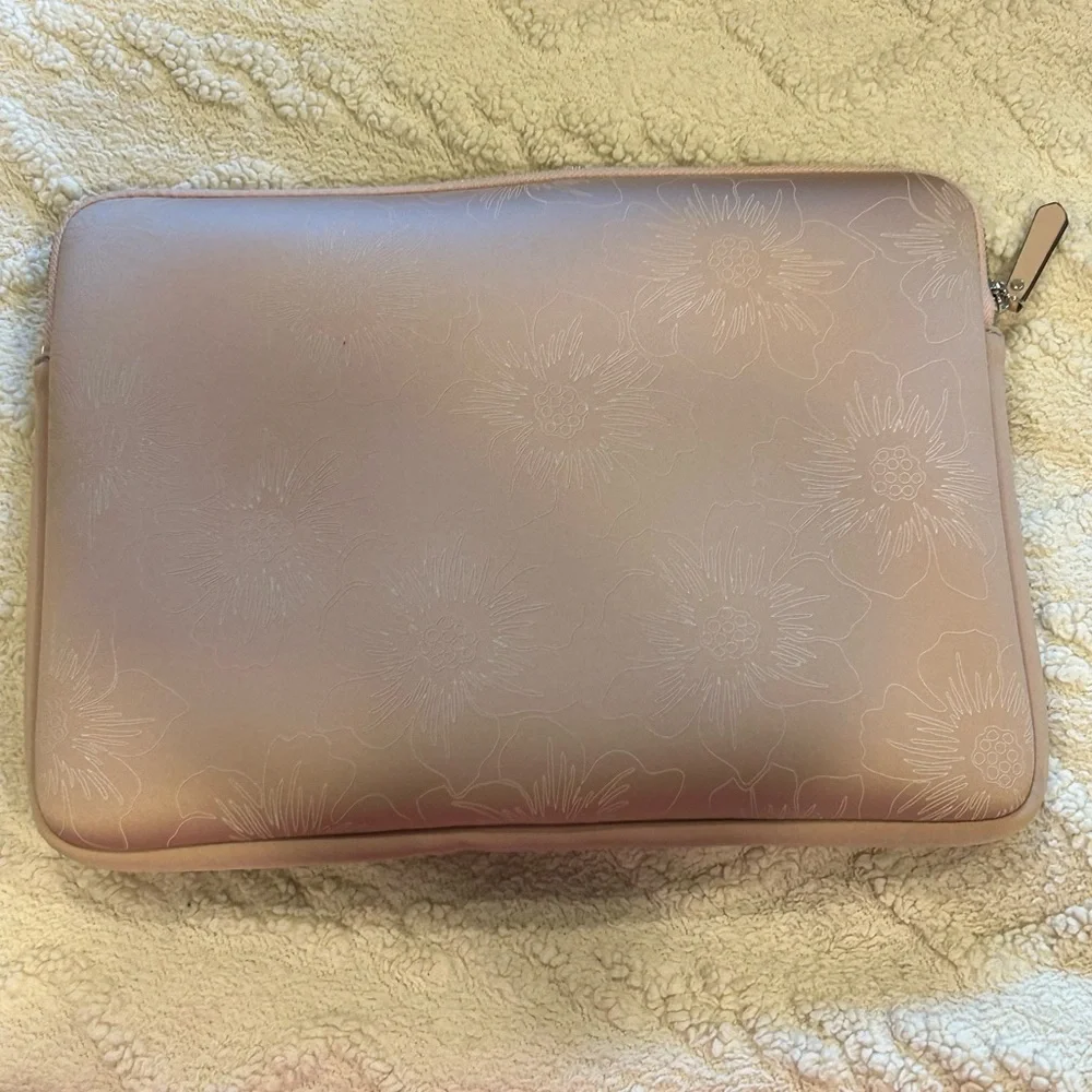 kate spade New York light pink floral laptop sleeve